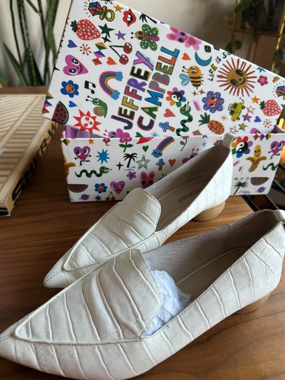Jeffrey Campbell Viona White Croc Embossed Leather Pointed Loafer Wood Heel 8